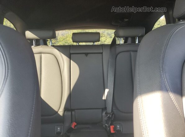 WBXHT3C59K5L36452 2019 BMW X1 Black 