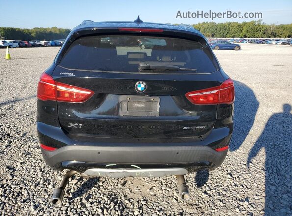WBXJG7C01L5R53881 2020 BMW X1 Black Rear view
