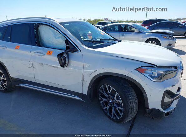 WBXJG7C01N5U65601 2022 BMW X1 White 