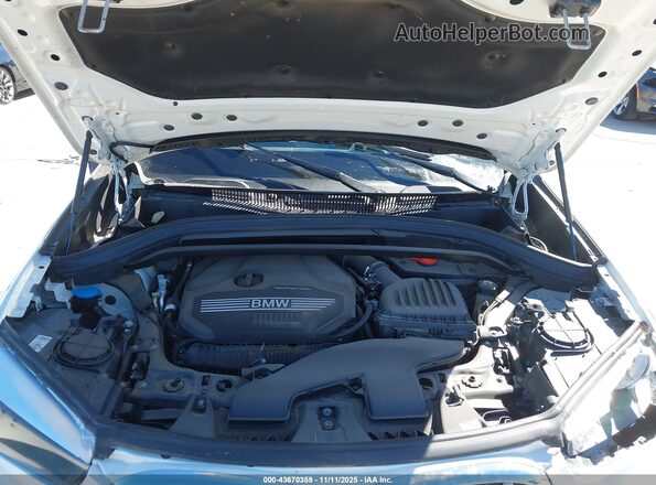 WBXJG7C01N5U65601 2022 BMW X1 White უკანა ხედი