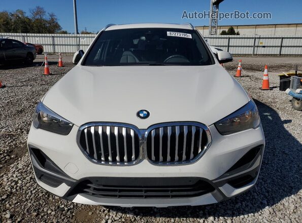 WBXJG7C04M5U34082 2021 BMW X1 White Դիմացի տեսք