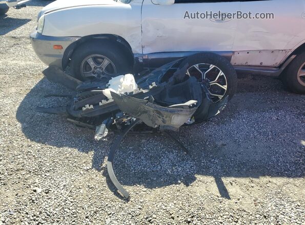 WBXJG7C05L5P31389 2020 BMW X1 Black Vista de la etiqueta del VIN