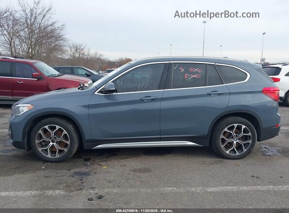 WBXJG9C01M5T18141 2021 BMW X1 Light Blue სალონის 360-გრადუსიანი ხედი