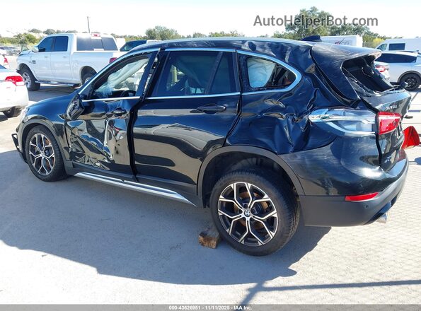 WBXJG9C07L5P34855 2020 BMW X1 Black Вид спереду