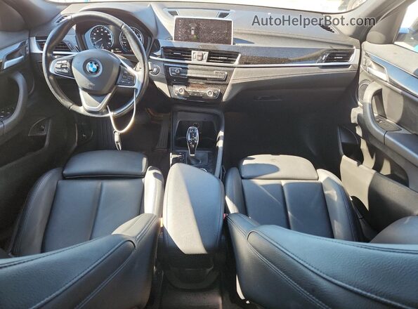 WBXYH9C04N5U08946 2022 BMW X2 White Widok deski rozdzielczej