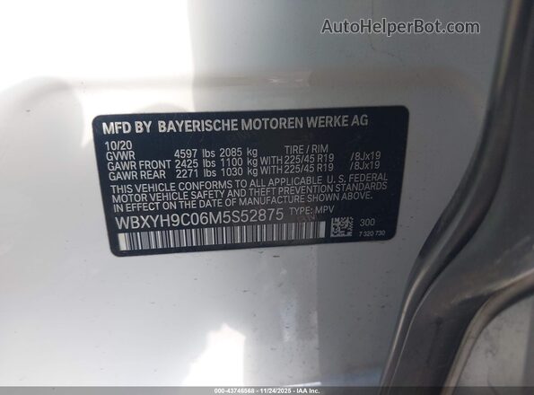 WBXYH9C06M5S52875 2021 BMW X2 White Вид підкапотного простору