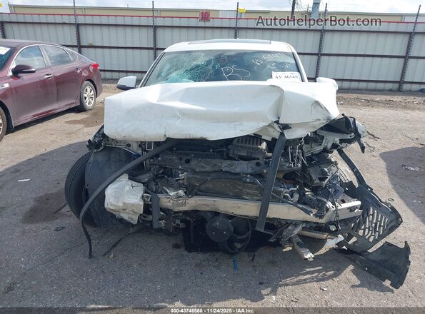 WBXYH9C06M5S52875 2021 BMW X2 White Вид спереду