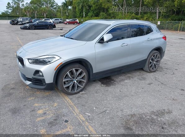 WBXYH9C09L5R51576 2020 BMW X2 Silver Przód lewy