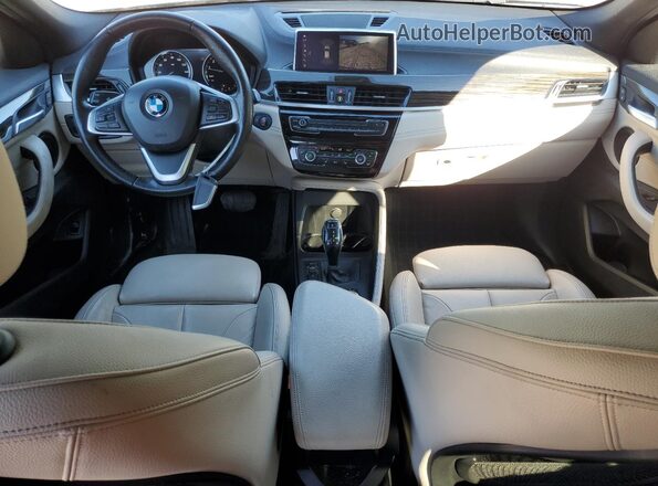 WBXYJ1C01L5P43827 2020 BMW X2 Синий Вид панели приборов