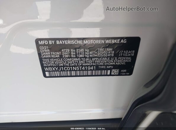 WBXYJ1C01N5T41941 2022 BMW X2 White ძრავის განყოფილების ხედი