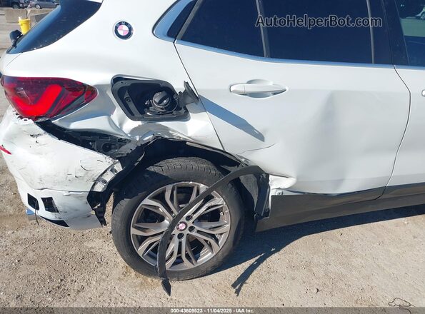 WBXYJ1C01N5T41941 2022 BMW X2 White წინა ხედი