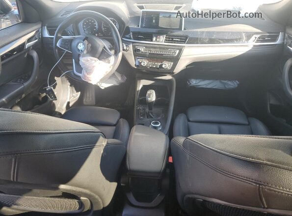 WBXYJ1C02L5P34876 2020 BMW X2 White Widok deski rozdzielczej