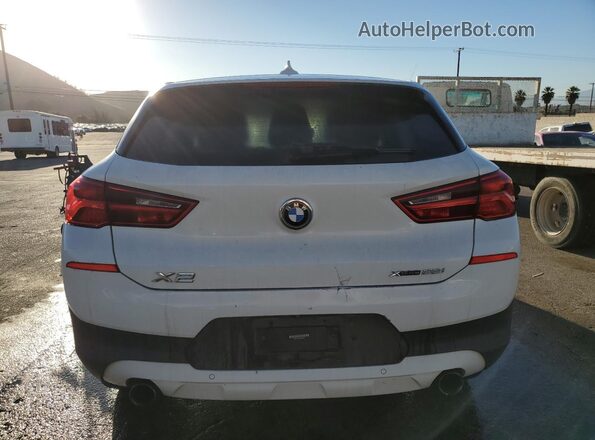 WBXYJ1C05L5P69847 2020 BMW X2 White Vista trasera