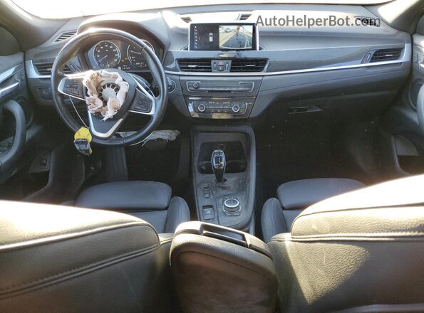WBXYJ1C05L5P69847 2020 BMW X2 White Vista del salpicadero