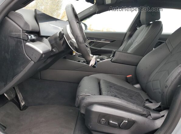 WBY13HG09SCS96345 2025 BMW OTHER Серый Вид салона спереди