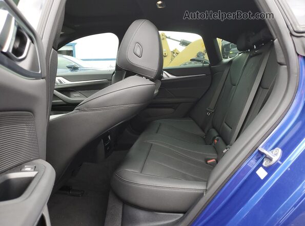 WBY23HD09SFV14985 2025 BMW I4 Синий Вид задних сидений