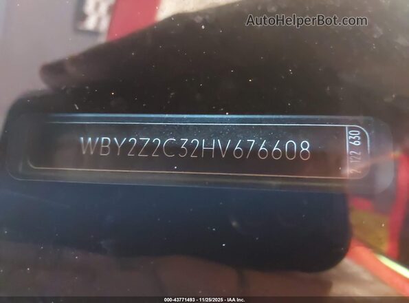 WBY2Z2C32HV676608 2017 BMW I8 Gray Շարժիչի բաժամունքի տեսք