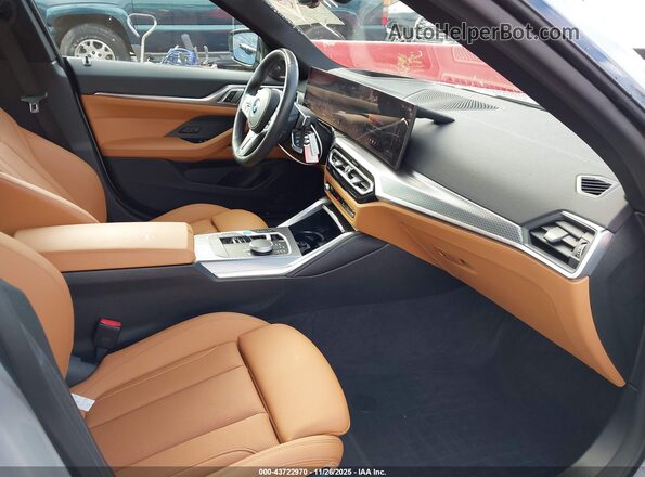 WBY33AW08RFT02632 2024 BMW I4 Light Blue წინა სალონის ხედი
