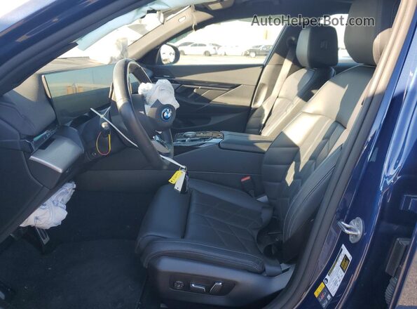 WBY33FK00RCR11475 2024 BMW OTHER Blue Вид салону спереду