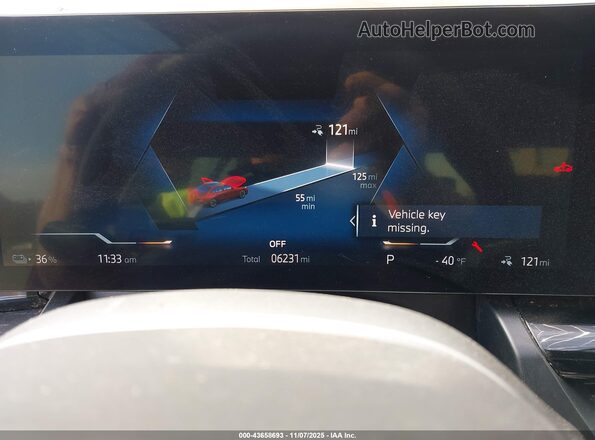 WBY33FK04RCS25438 2024 BMW OTHER Red Հետևի նստատեղերի տեսք