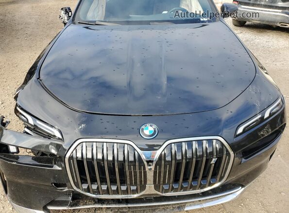 WBY43EJ06RCR02022 2024 BMW OTHER Black Вид задньої частини салону