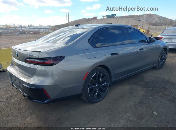 WBY53EJ04PCM72170 2023 BMW OTHER Серебряный Задняя правая четверть