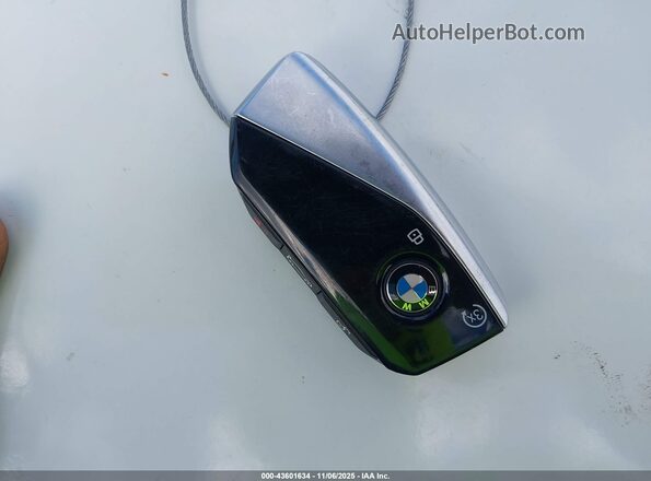 WBY53EJ04PCM72170 2023 BMW OTHER Серебряный Вид панели приборов