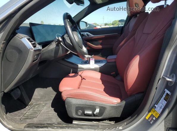WBY73AW03PFP99541 2023 BMW I4 Gray Vista interior delantera