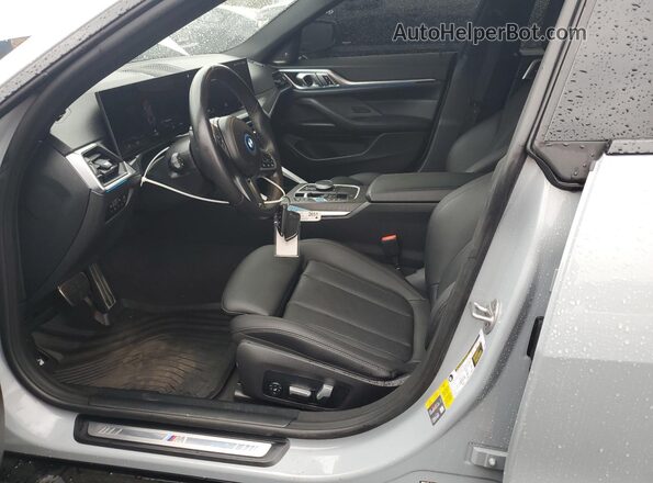 WBY73AW09PFR31069 2023 BMW I4 Silver Вид салону спереду