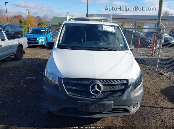WD3PG2EA7H3239282 2017 MERCEDES-BENZ METRIS White Widok zestawu wskaźników