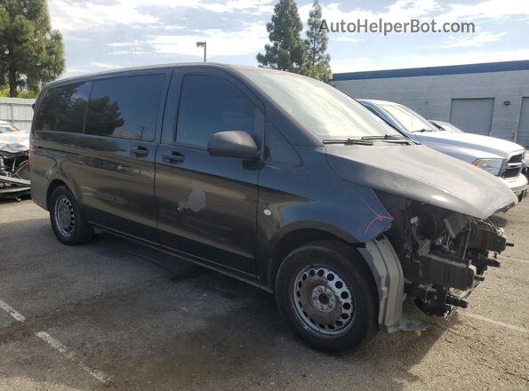 WD4PG2EE4J3445843 2018 MERCEDES-BENZ METRIS Black Передня права чверть