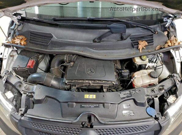 WD4PG2EE7H3323553 2017 MERCEDES-BENZ METRIS White Widok komory silnika