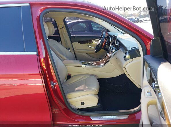 WDC0G4JB8HF132896 2017 MERCEDES-BENZ GLC 300 Red 