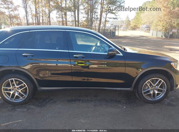 WDC0G4JBXJV063639 2018 MERCEDES-BENZ GLC 300 Black 
