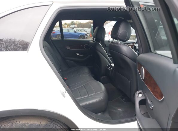 WDC0G4KB0KF666903 2019 MERCEDES-BENZ GLC 300 White Вид наклейки з VIN-кодом