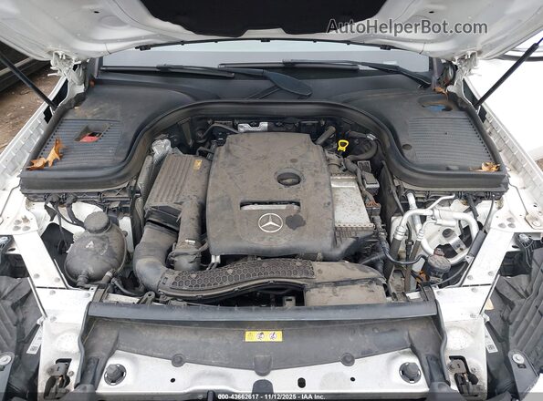WDC0G4KB0KF666903 2019 MERCEDES-BENZ GLC 300 White Вид ззаду