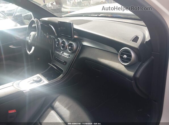 WDC0G4KB3JV113182 2018 MERCEDES-BENZ GLC 300 Белый 