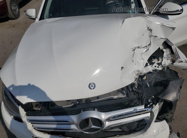 WDC0G4KB5GF100484 2016 MERCEDES-BENZ GLC-CLASS White Vista del compartimento del motor