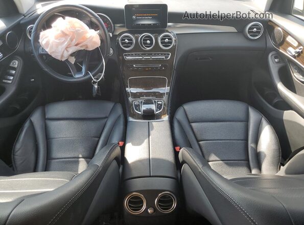 WDC0G4KB5GF100484 2016 MERCEDES-BENZ GLC-CLASS White Vista del salpicadero