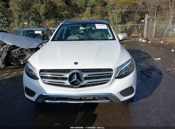 WDC0G4KB5JV105262 2018 MERCEDES-BENZ GLC 300 White 