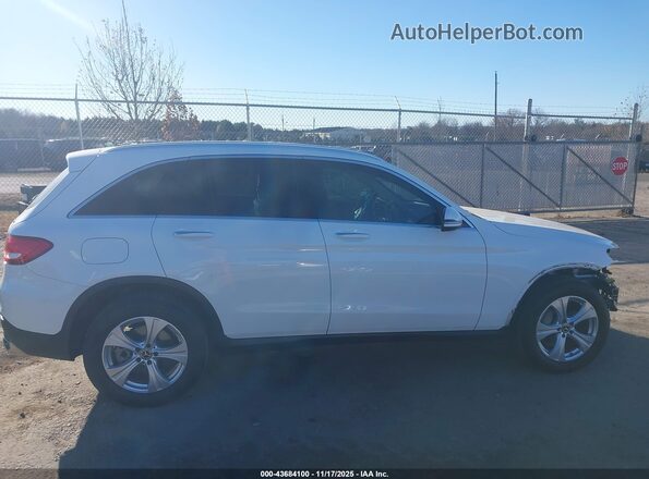 WDC0G4KB8JV034784 2018 MERCEDES-BENZ GLC 300 White 