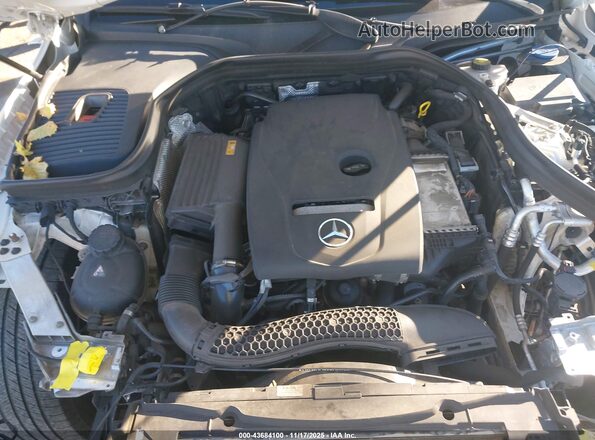 WDC0G4KB8JV034784 2018 MERCEDES-BENZ GLC 300 White 