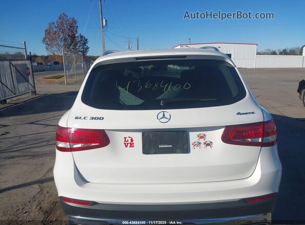 WDC0G4KB8JV034784 2018 MERCEDES-BENZ GLC 300 White 