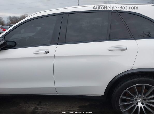 WDC0G6EB2KF536547 2019 MERCEDES-BENZ AMG GLC 43 White Widok wnętrza 360 stopni
