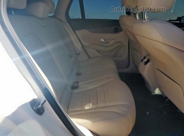 WDC0G8DB7LF738881 2020 MERCEDES-BENZ GLC-CLASS White უკანა სალონის ხედი