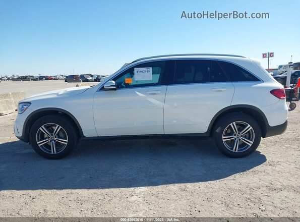 WDC0G8DBXLF715515 2020 MERCEDES-BENZ GLC 300 White Панорамний вид салону 360°