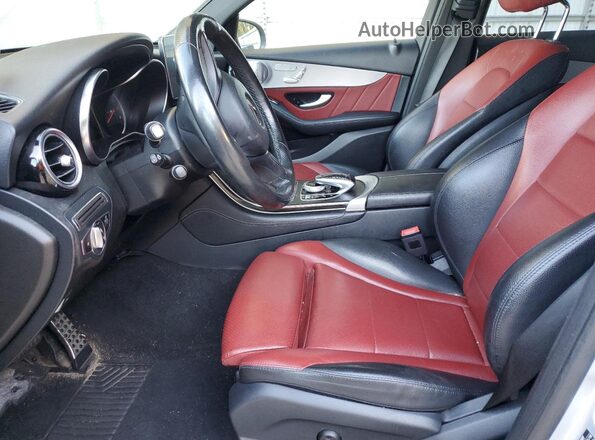 WDC0J4KB8KF587464 2019 MERCEDES-BENZ GLC-CLASS Серебряный Вид салона спереди