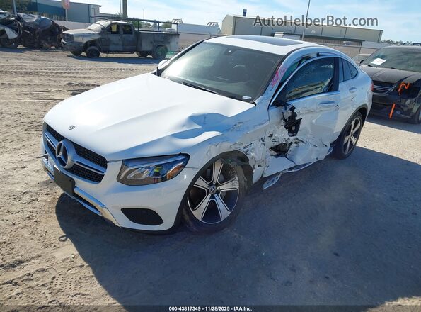 WDC0J4KBXJF361506 2018 MERCEDES-BENZ GLC 300 COUPE White წინა მარცხენა ხედი სამი მეოთხედიდან