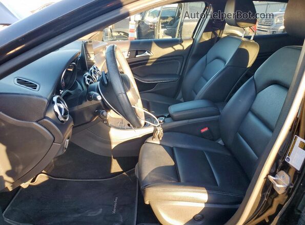 WDCTG4EB0LU021349 2020 MERCEDES-BENZ GLA Black Front interior view