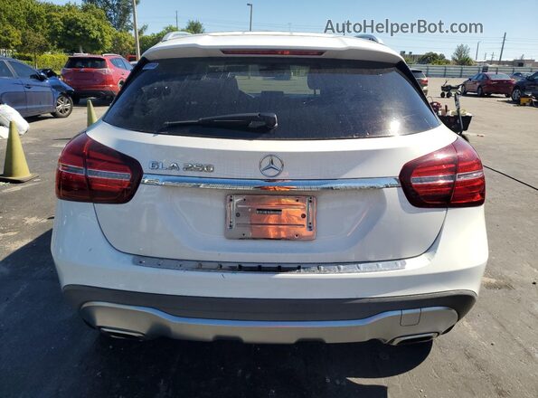 WDCTG4EB3KJ551881 2019 MERCEDES-BENZ GLA White Вид ззаду